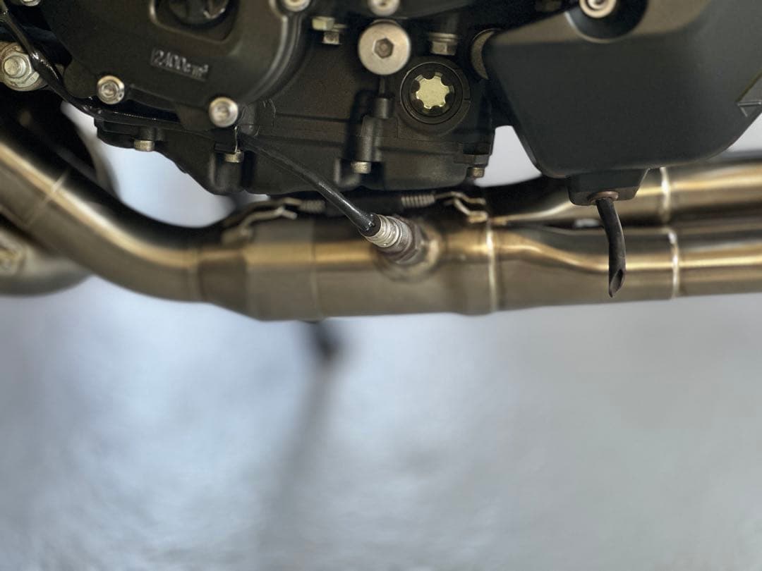 MT-09 XSR900 トレーサー　アクラポビッチ　フルエキゾーストマフラー