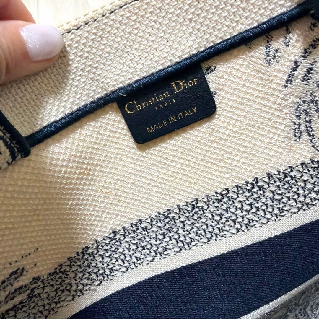【みるみるちゃん】DIOR ディオール ブックトート ミディアム