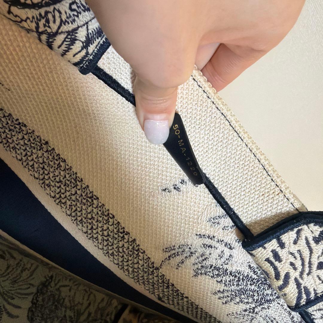 【みるみるちゃん】DIOR ディオール ブックトート ミディアム