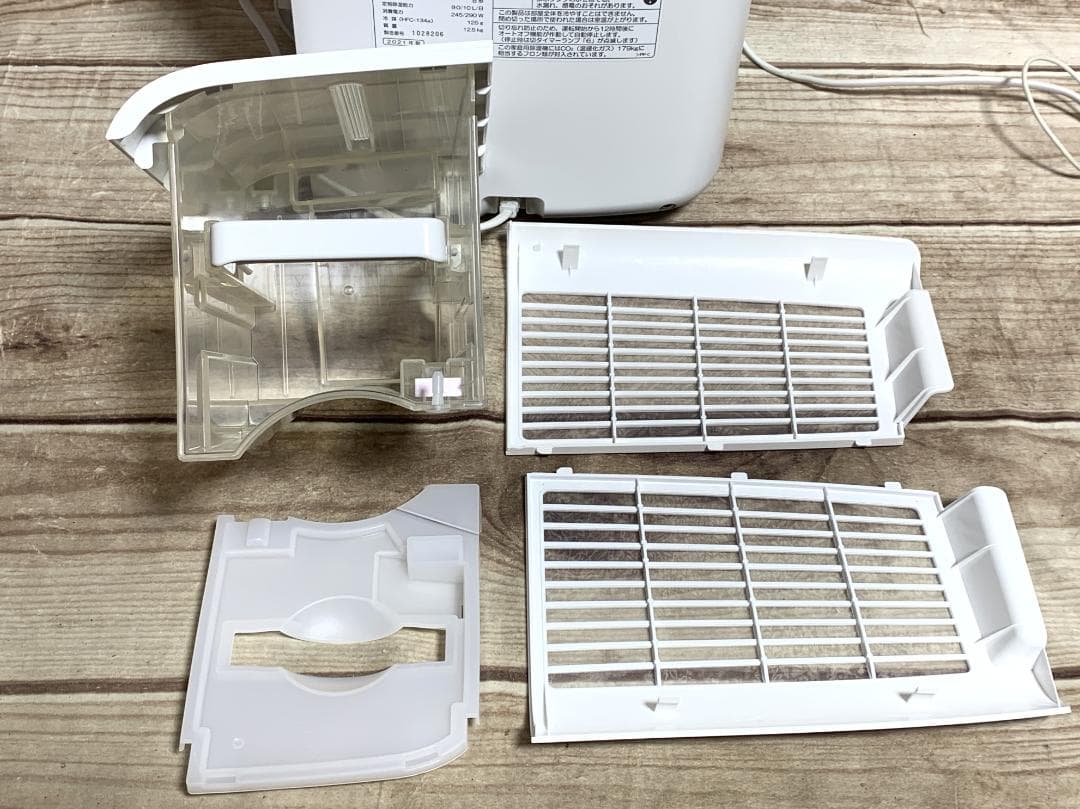 シャープ 23畳 冷風・衣類乾燥除湿機 コンパクトクール CM-N100 良品