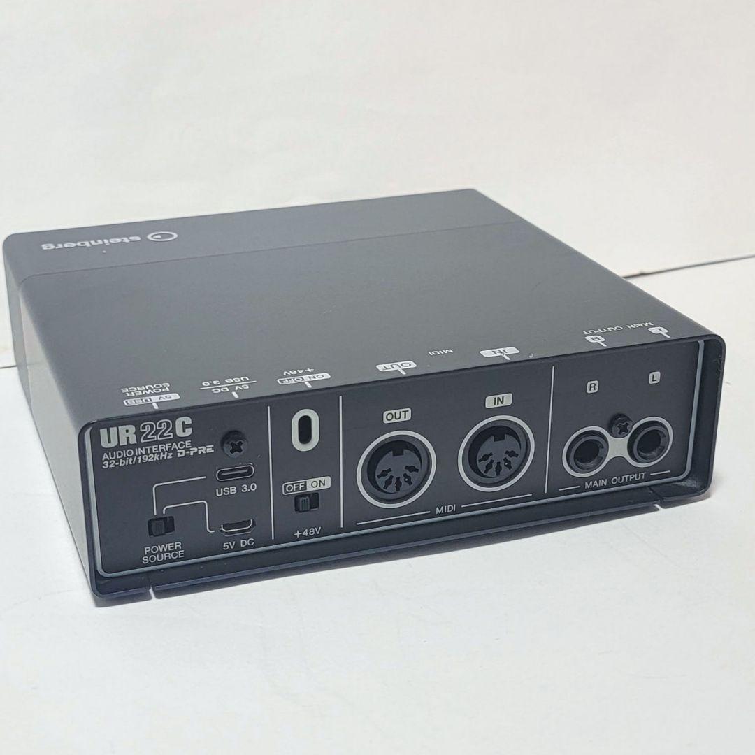 UR22C オーディオインターフェイス ケーブル付き