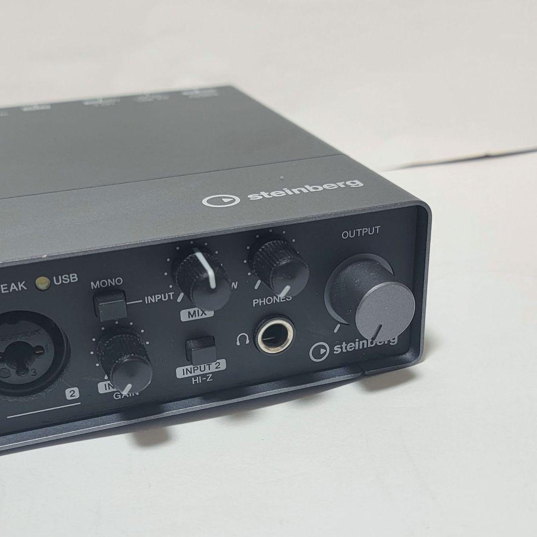 UR22C オーディオインターフェイス ケーブル付き