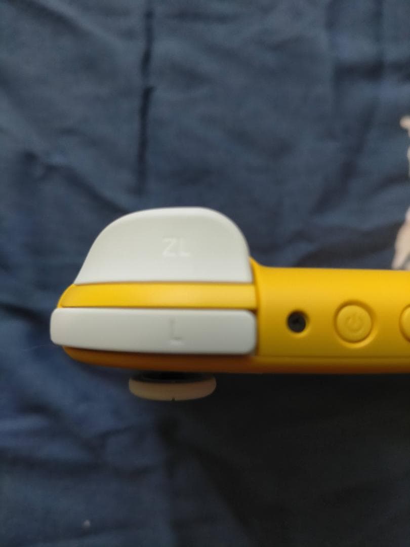 【未使用に近い】Nintendo Switch Lite イエロー本体充電器付き