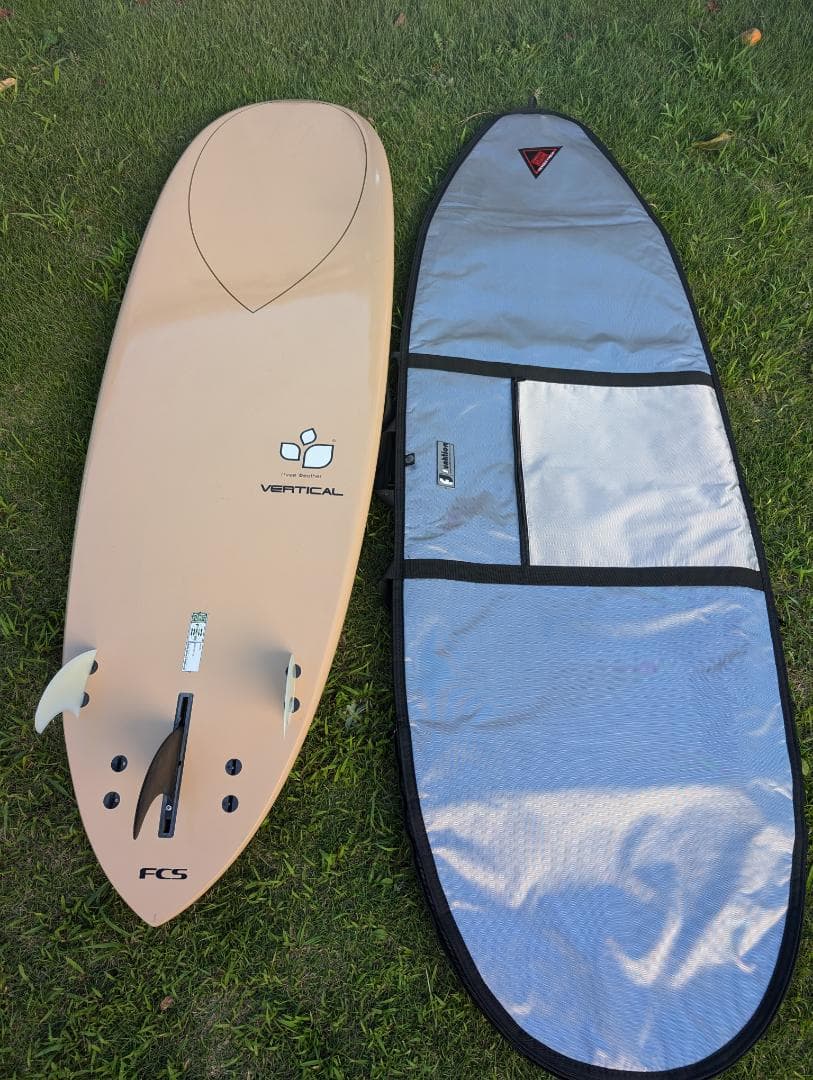 49ℓ スリーウェザー 6’6 ハッピーターン vertical ファンボード