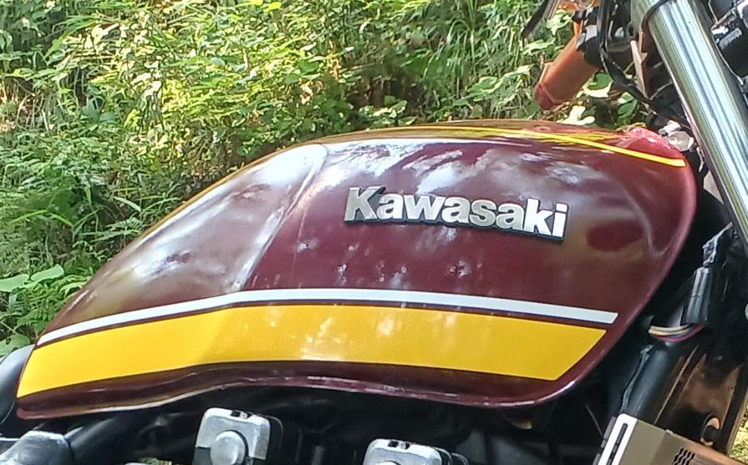 Kawasaki ゼファー400タンク