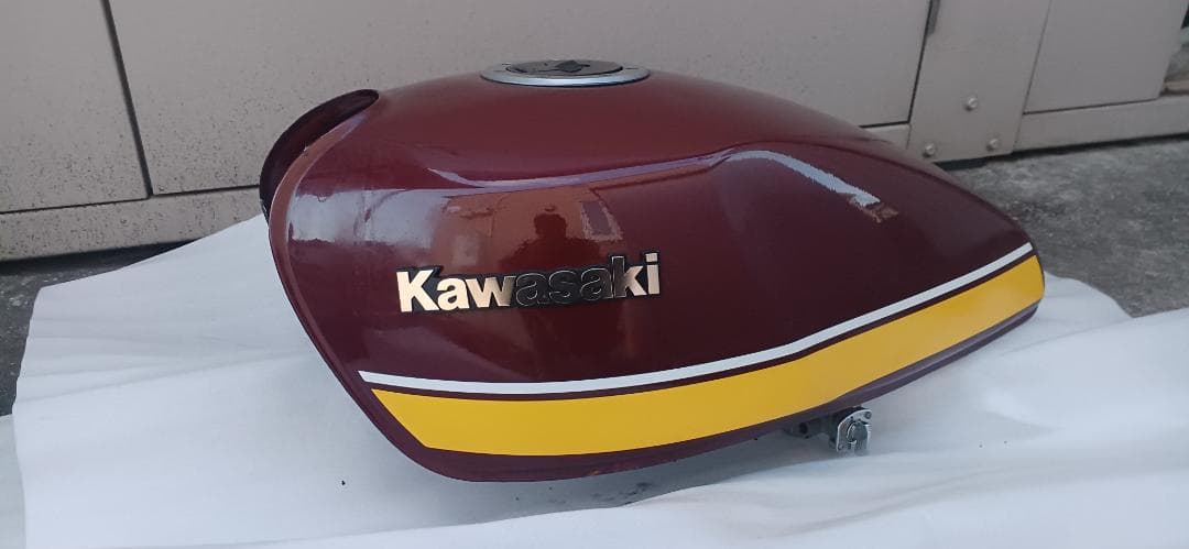 Kawasaki ゼファー400タンク