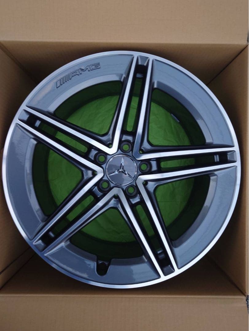 メルセデスベンツ　C118　CLAクラス　CLA45SAMG純正