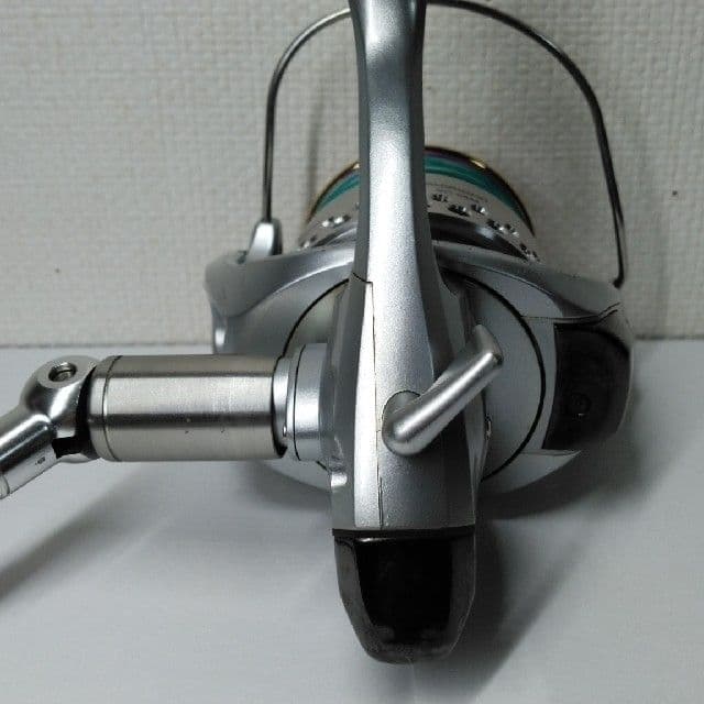 スピニングリール