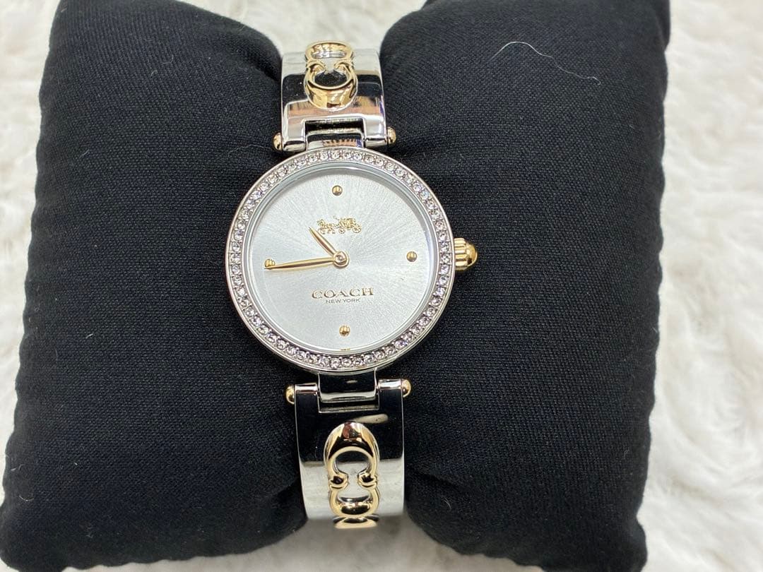 【未使用】COACH 腕時計 ストーン付き