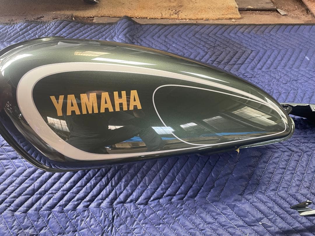 ヤマハ　YAMAHA sr400 35th 外装セット