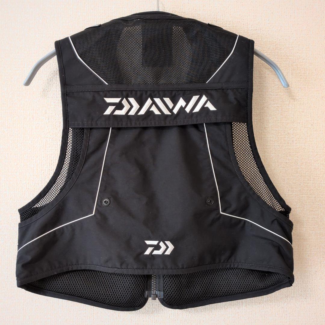 【ほぼ未使用】DAIWA　ダイワ　フィッシングベスト DV-3021 黒　 S