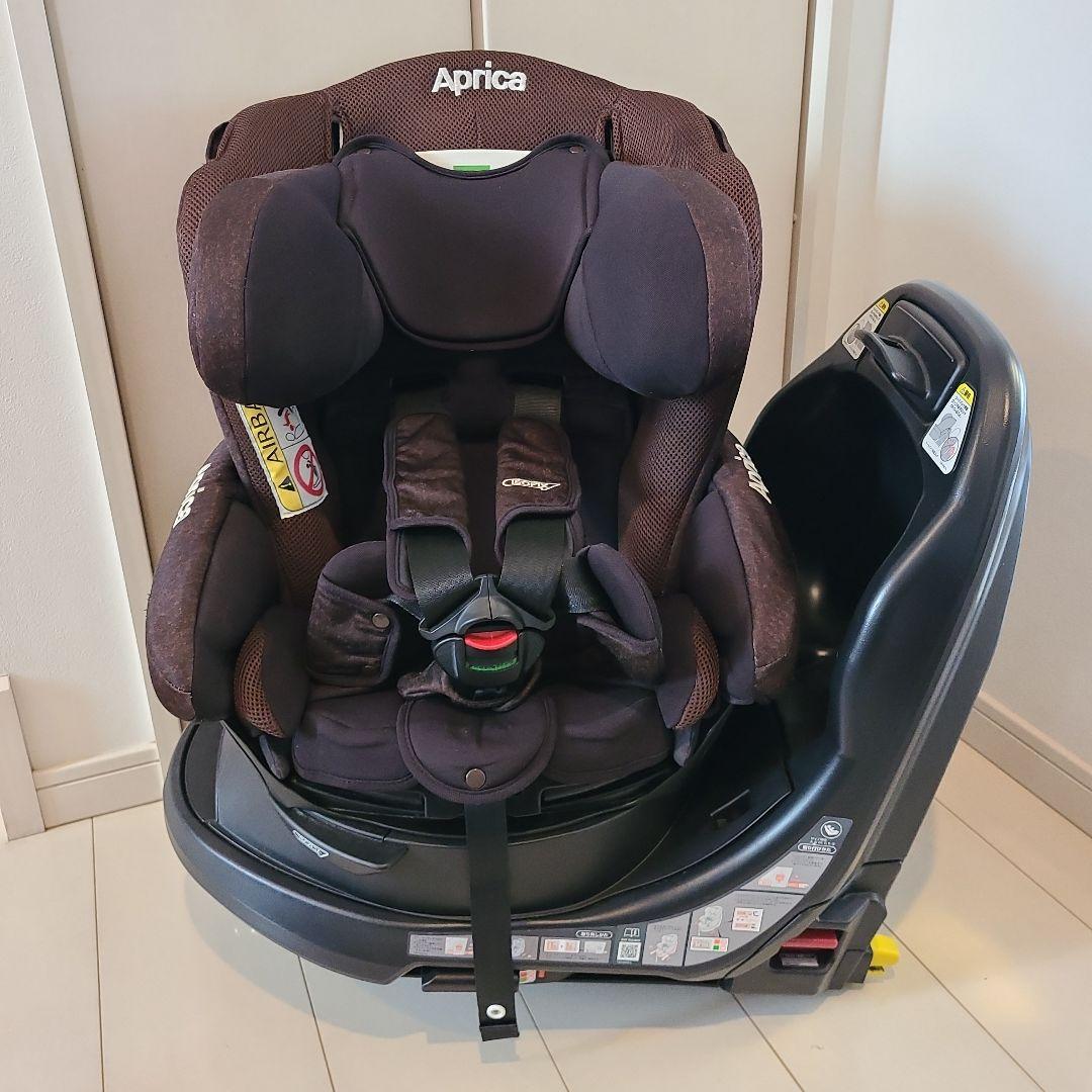 Aprica　アップリカフラディアグロウISOFIXブラウン　付属品完備