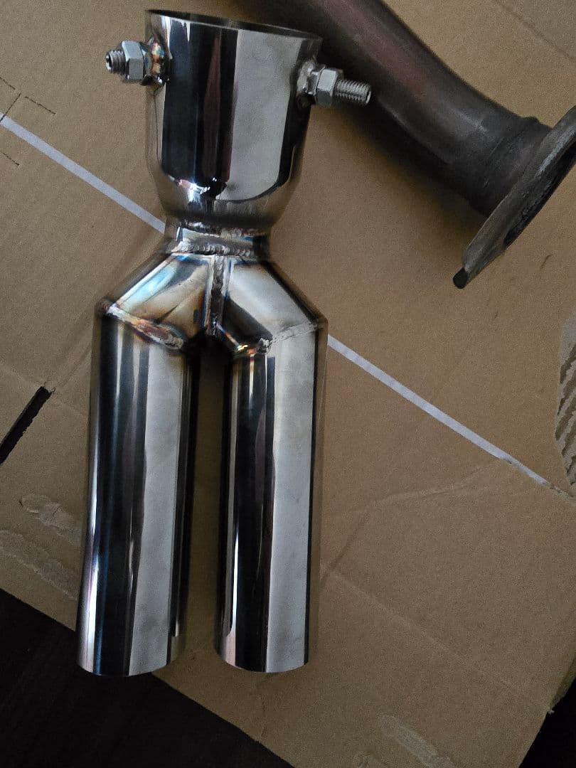 ゆプリウス50リアストレートマフラー、マフラーカッター