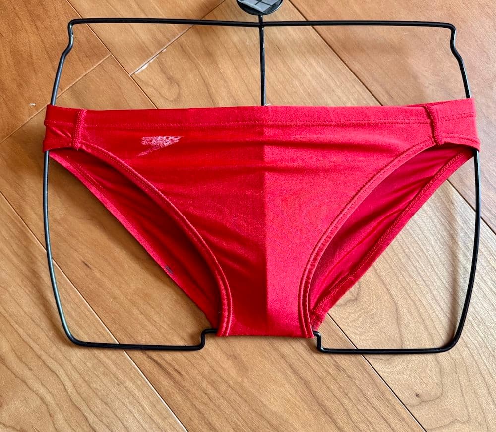 【レア】SPEEDO　ライフセーバー使用品　レッド　Mサイズ　競パン　光沢