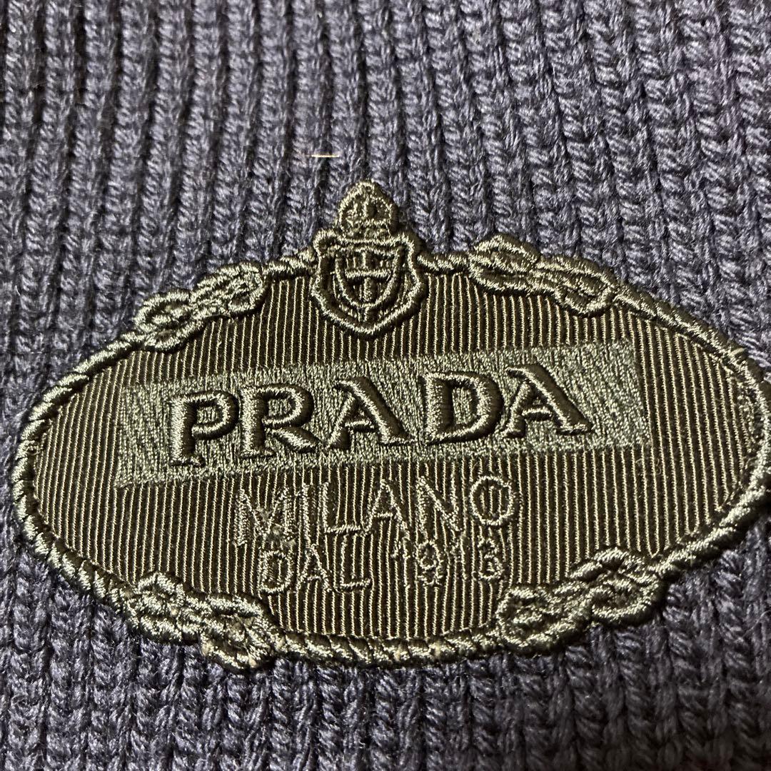 週末値下げ欲しいPRADA マフラー　ネイビー