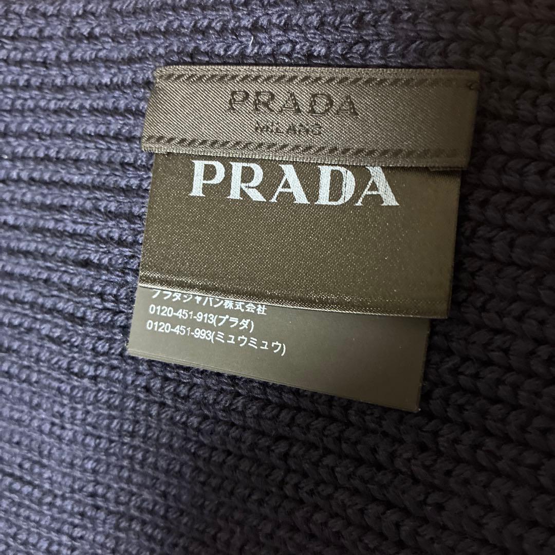 週末値下げ欲しいPRADA マフラー　ネイビー