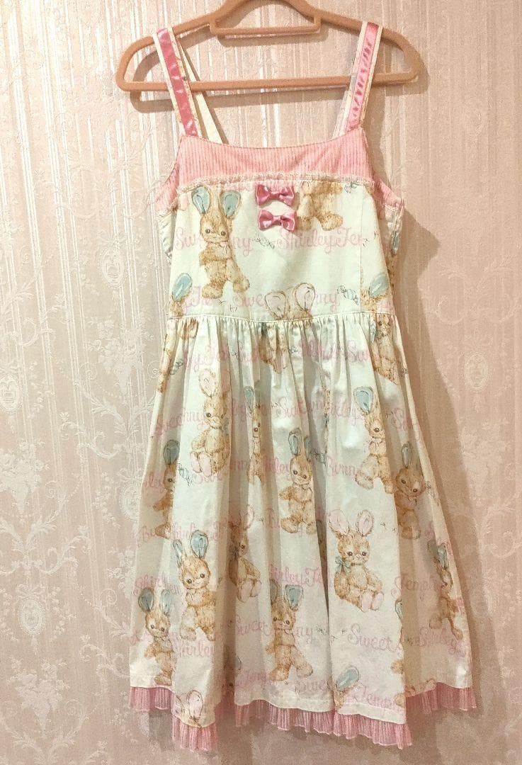 シャーリーテンプル　うさぎ柄ジャンパースカート