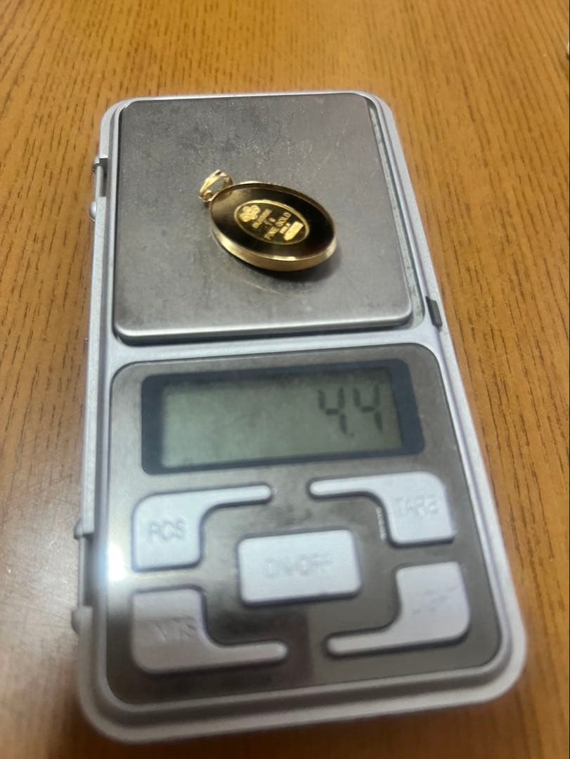 18KとK241つのペンダント