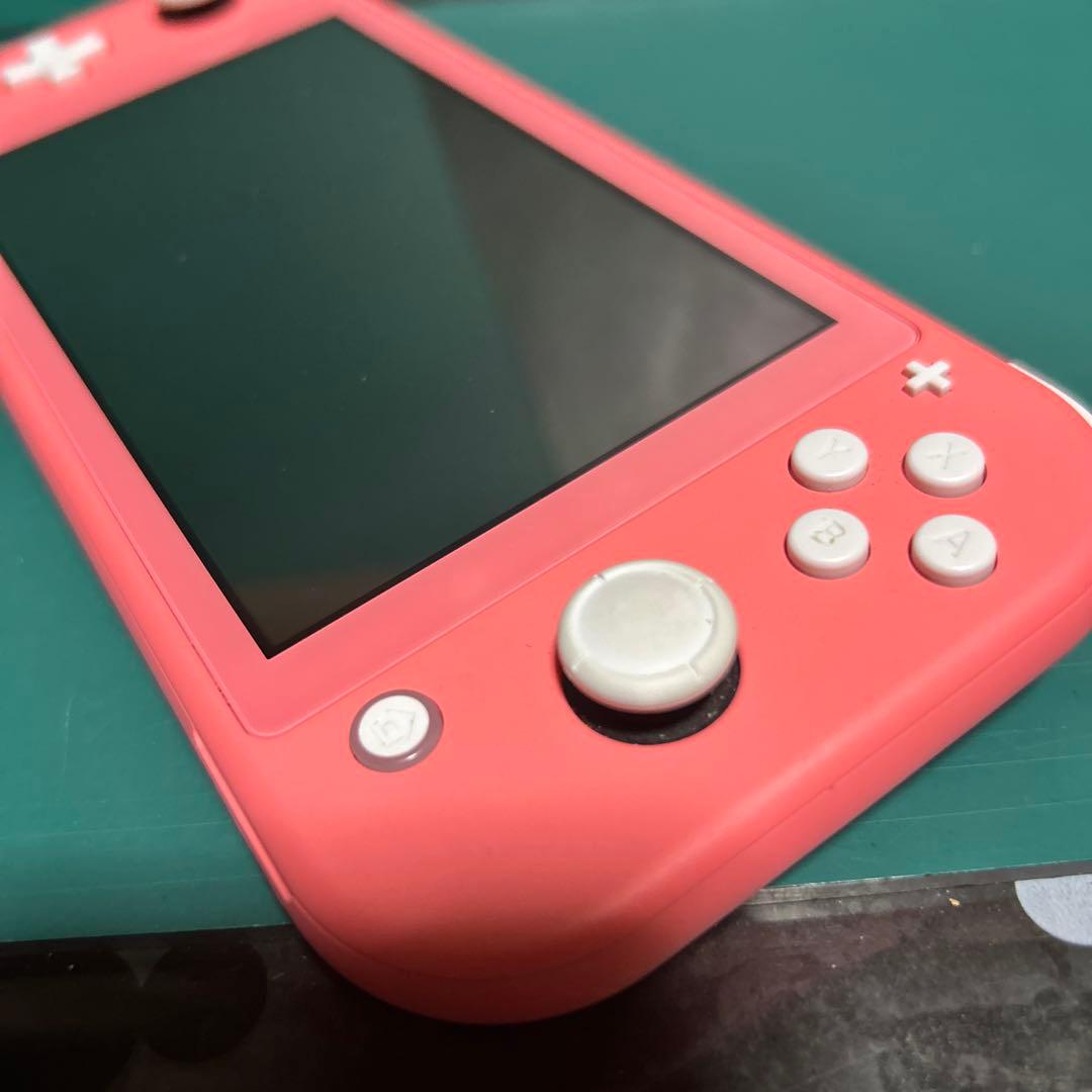 m*u様 Nintendo Switch liteコーラル 箱無し 本体のみ