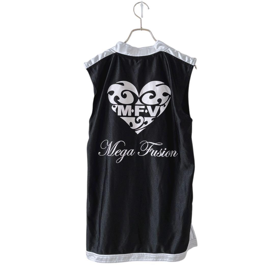 【レア】レスミルズ × コナミ 上下セット BODYCOMBAT ウェア