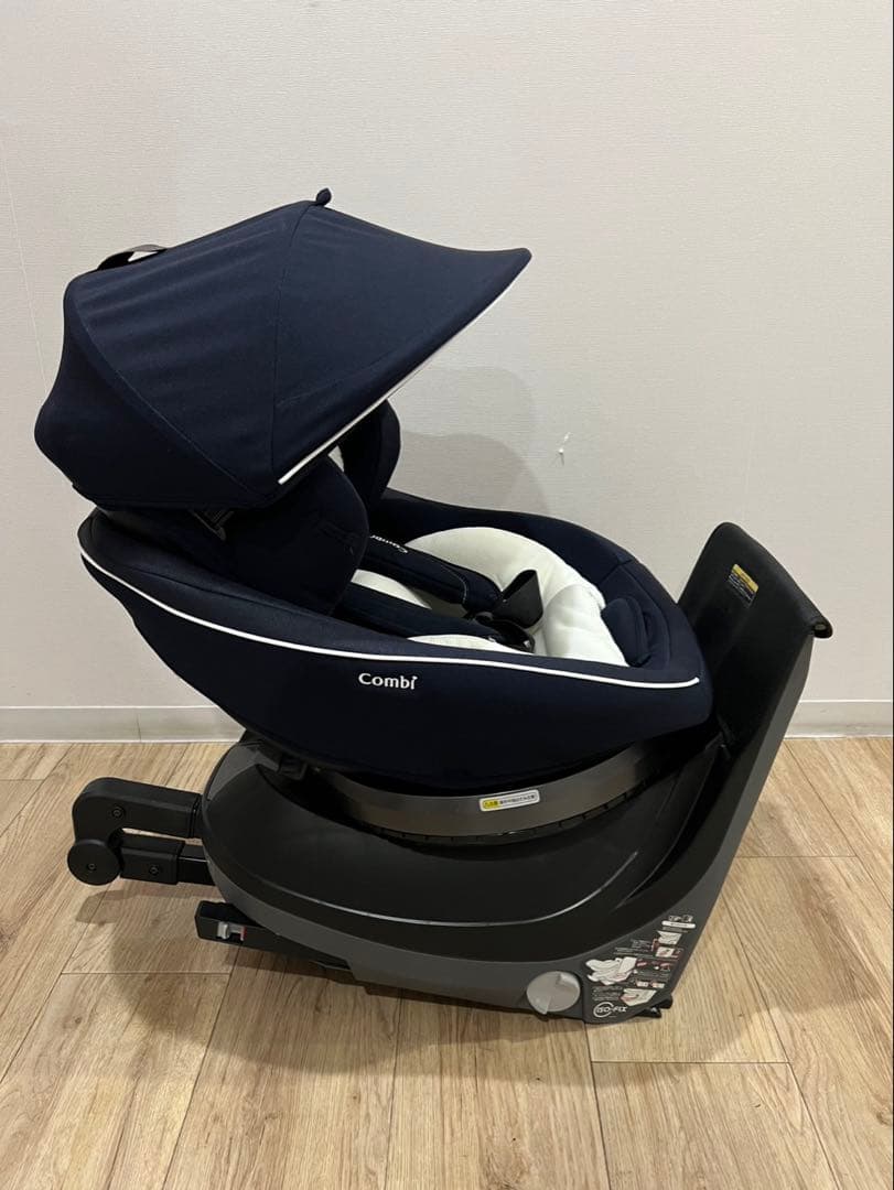 Combi チャイルドシート クルムーヴ スマート ISOFIX エッグショック