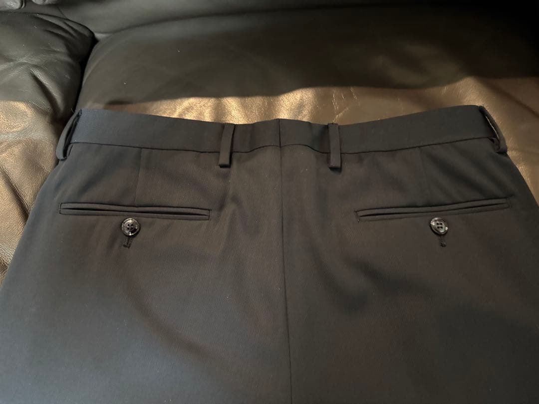 美品！ジョルジオアルマーニ SOHO ネイビー無地スーツ48