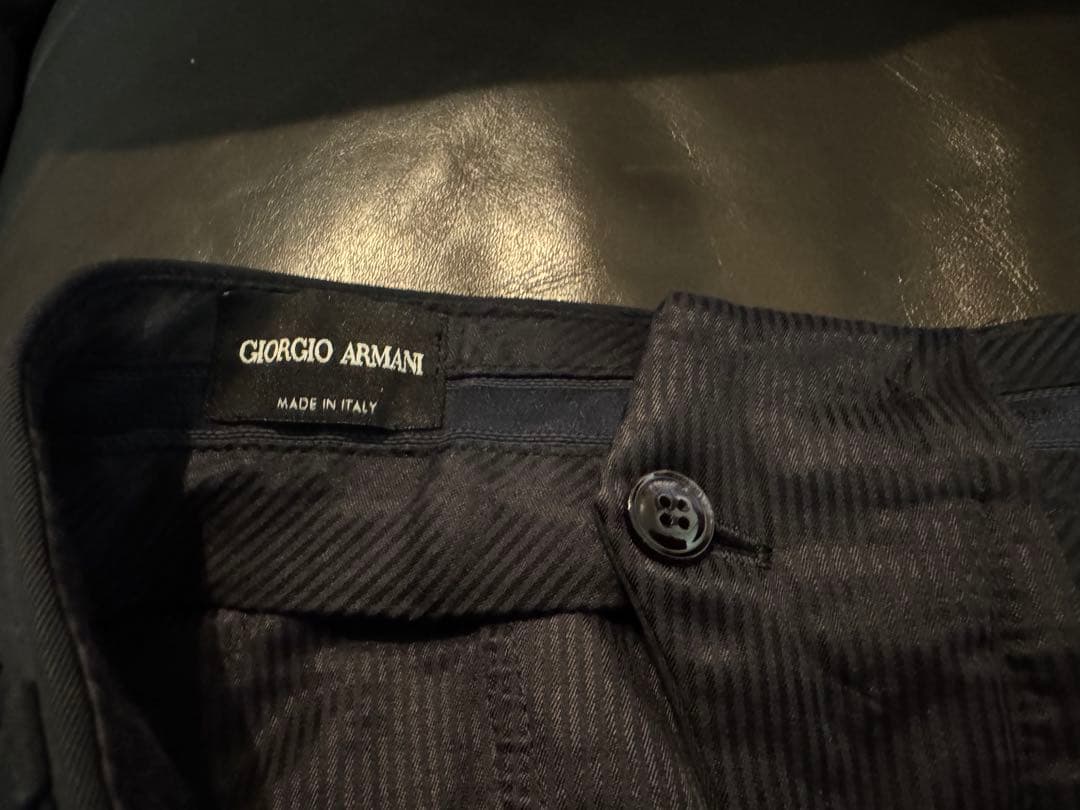 美品！ジョルジオアルマーニ SOHO ネイビー無地スーツ48