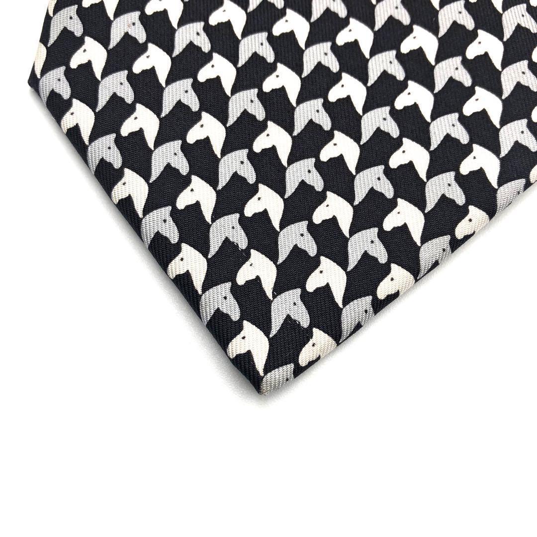 【美品】HERMES ネクタイ 馬柄 アニマル　動物 小紋柄 ブラック ホワイト