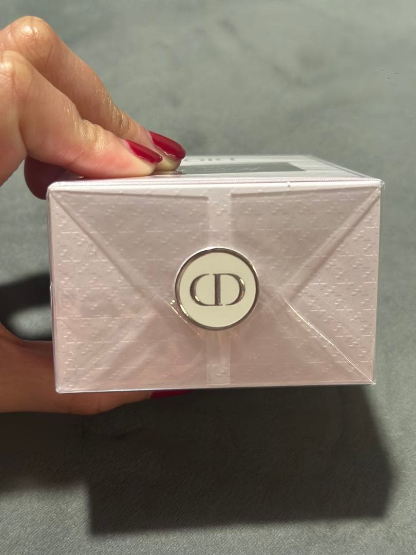 香水(女性用) Miss Dior ESSENCE