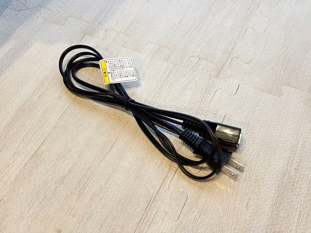 【ほぼ新品】Combi ハイローチェア 自動スイング（送料込み）