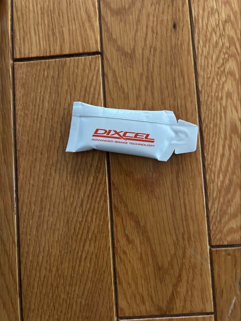 メルセデスAMG DIXCEL プレミアムタイプ低ダストブレーキパッド