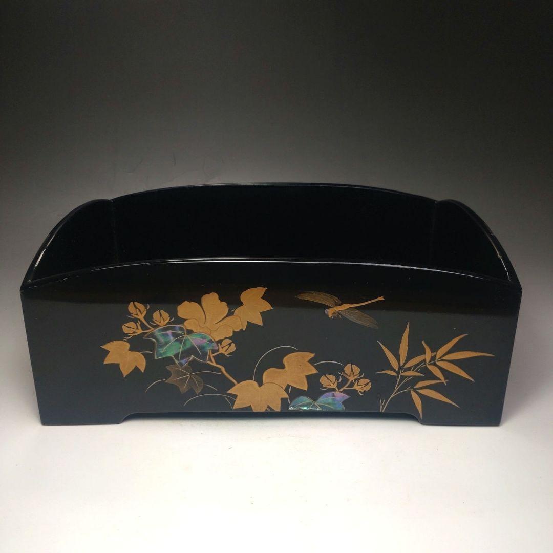 イ101 莨盆『蜻蛉螺鈿金蒔絵　煙草盆』『漆塗　茶道具』トンボ