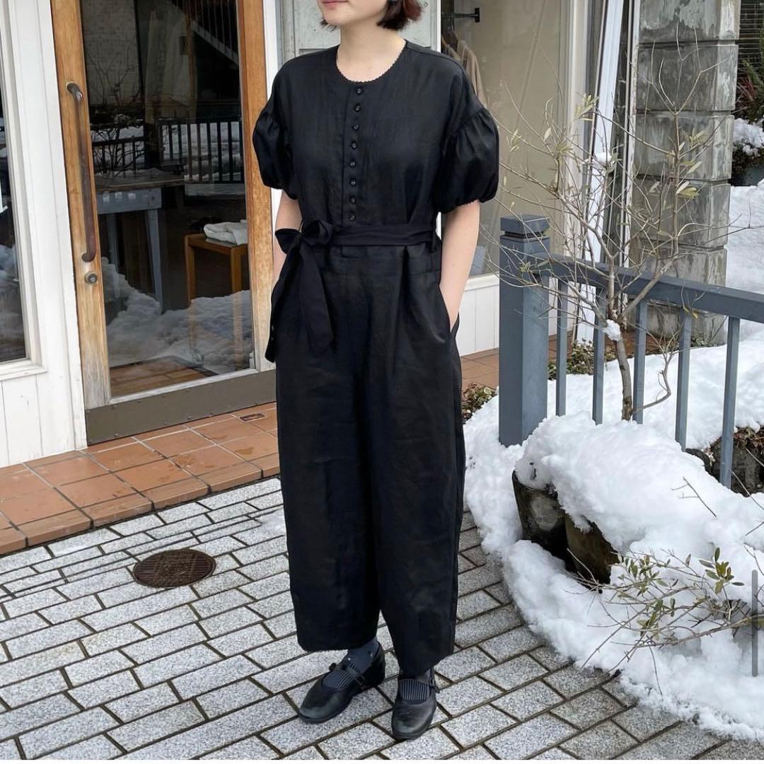 美品◎mudoca コンビネゾン　ブラック　【机の上 ワークとウォーク】