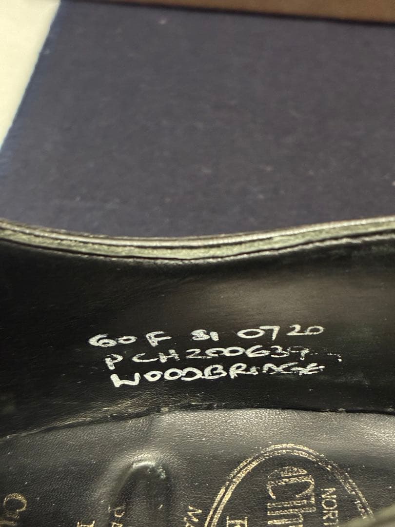 チャーチ　ウッドブリッジ　定価125400円　ポリッシュドバインダーカーフ　箱付