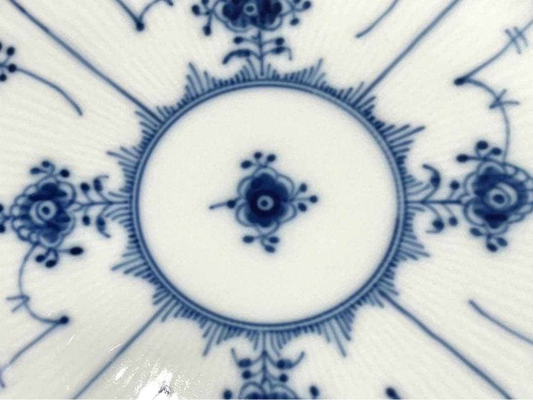 未使用 ロイヤルコペンハーゲン ブルーフルーテッド ハーフレース プレート 26