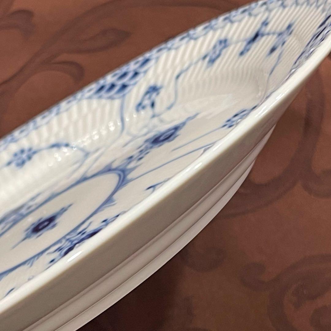 未使用 ロイヤルコペンハーゲン ブルーフルーテッド ハーフレース プレート 26