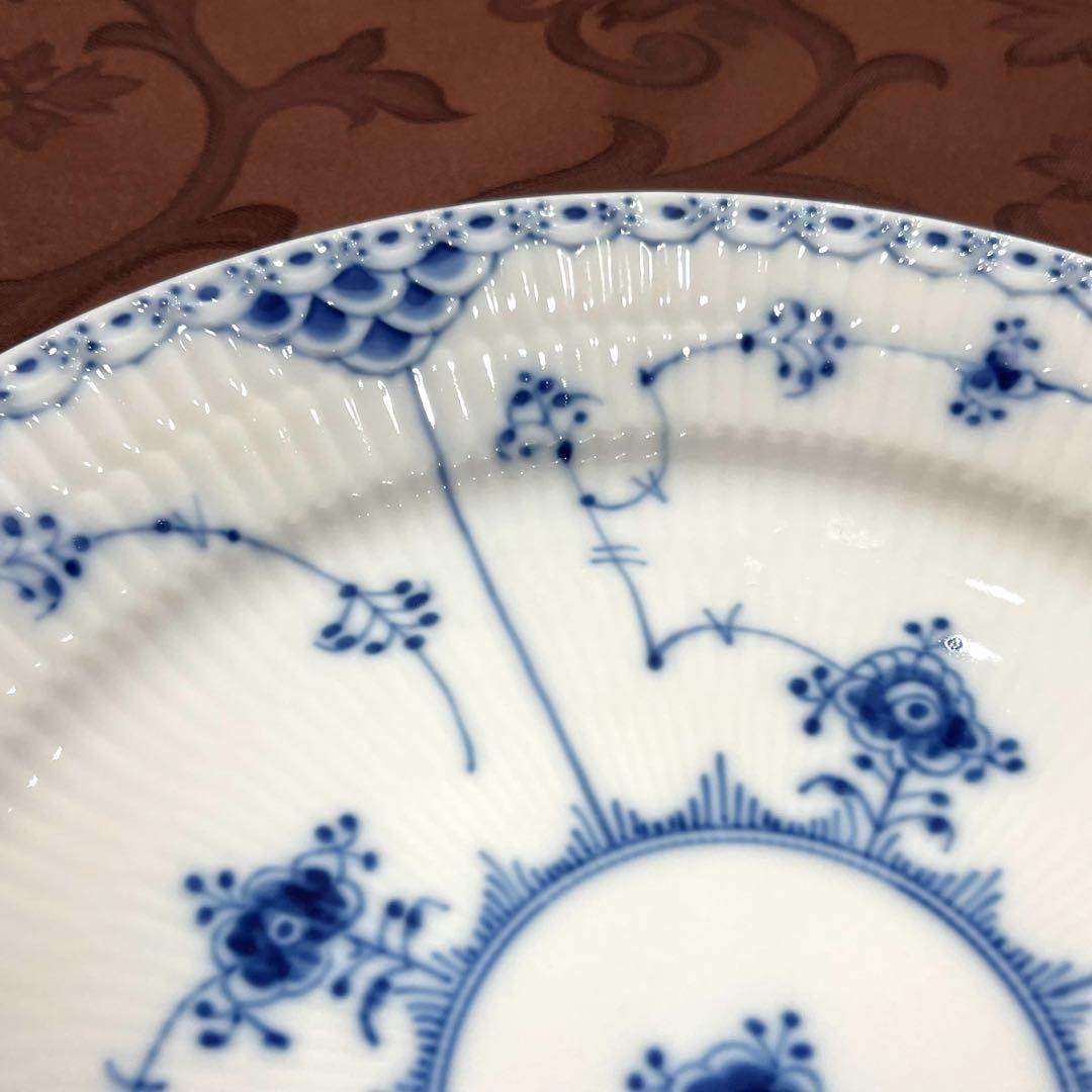 未使用 ロイヤルコペンハーゲン ブルーフルーテッド ハーフレース プレート 26