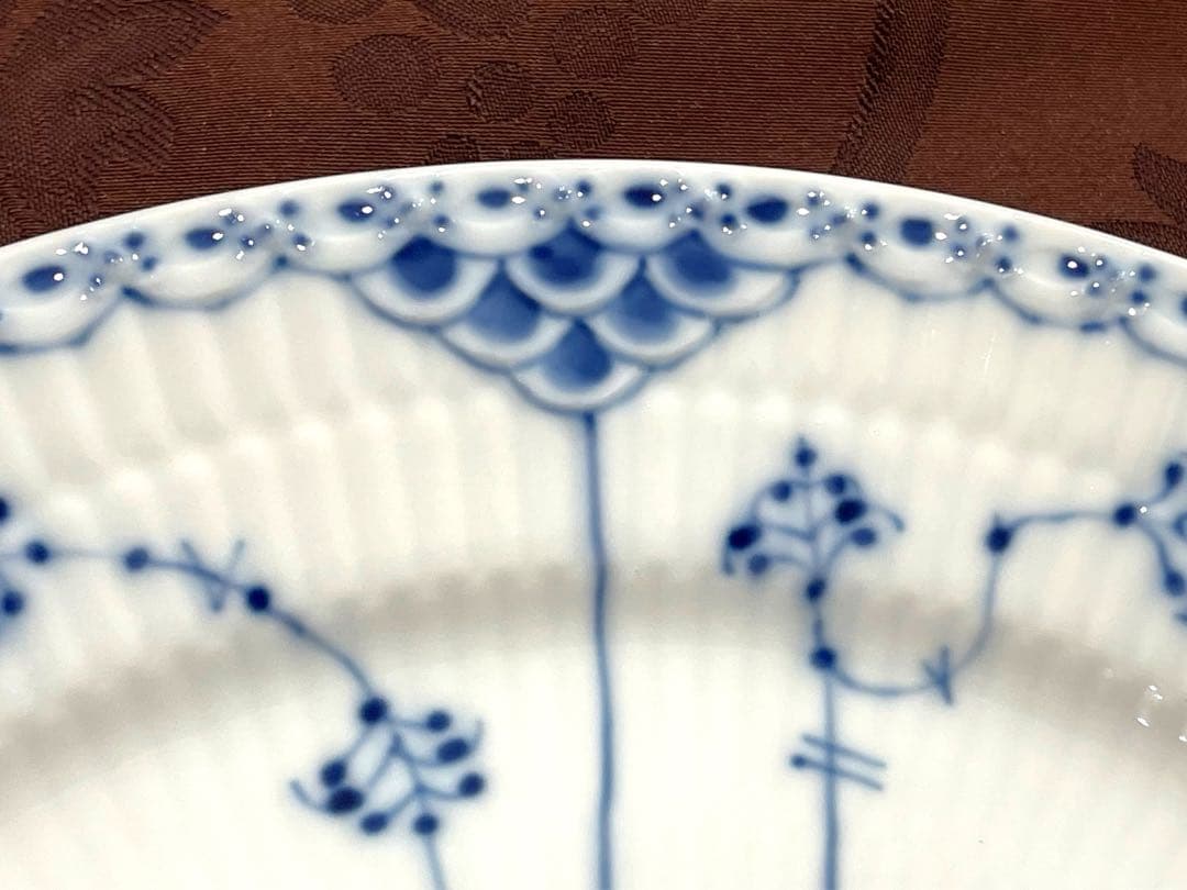 未使用 ロイヤルコペンハーゲン ブルーフルーテッド ハーフレース プレート 26