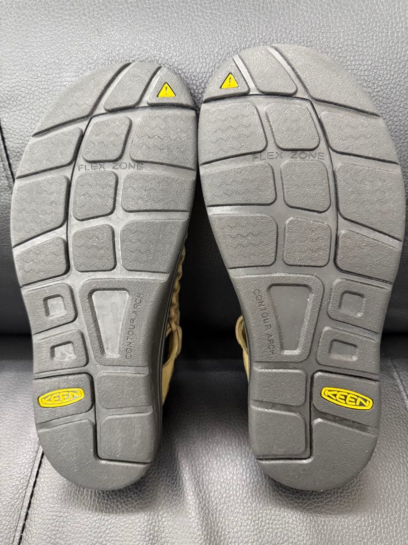 KEEN メンズ UNEEK ユニーク M サンダル 27.5cm
