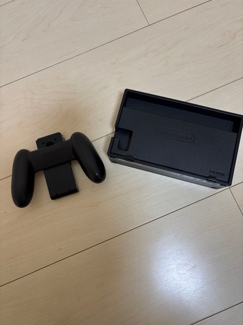 ま*ん様 Nintendo Switch 本体 紫緑Joy-Con ゲームソフト