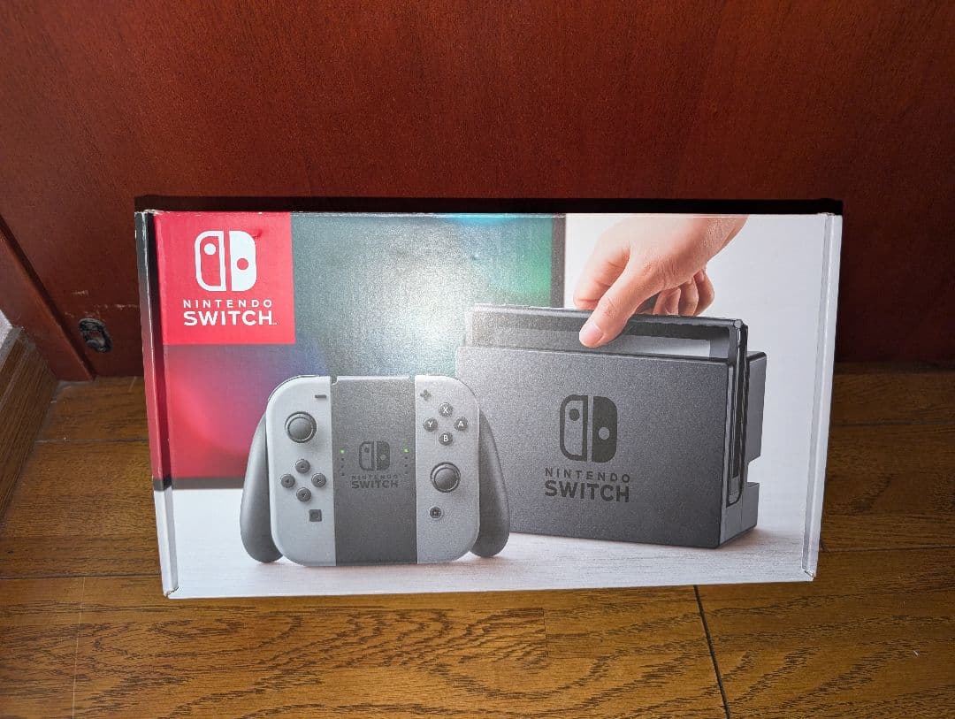 ジャンク品です。Nintendo Switch 本体 ジョイコン付き