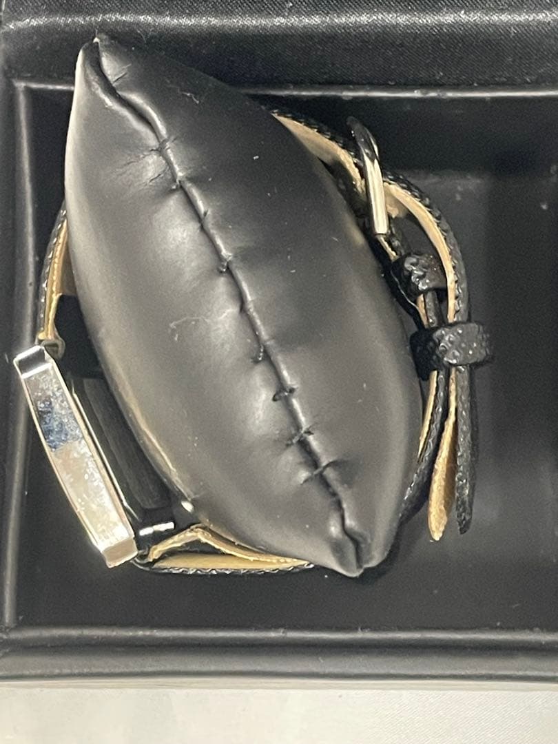 HERMES スクエア型クォーツ腕時計　ノベルティ