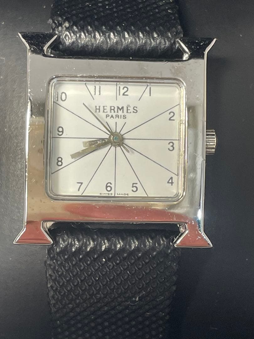 HERMES スクエア型クォーツ腕時計　ノベルティ
