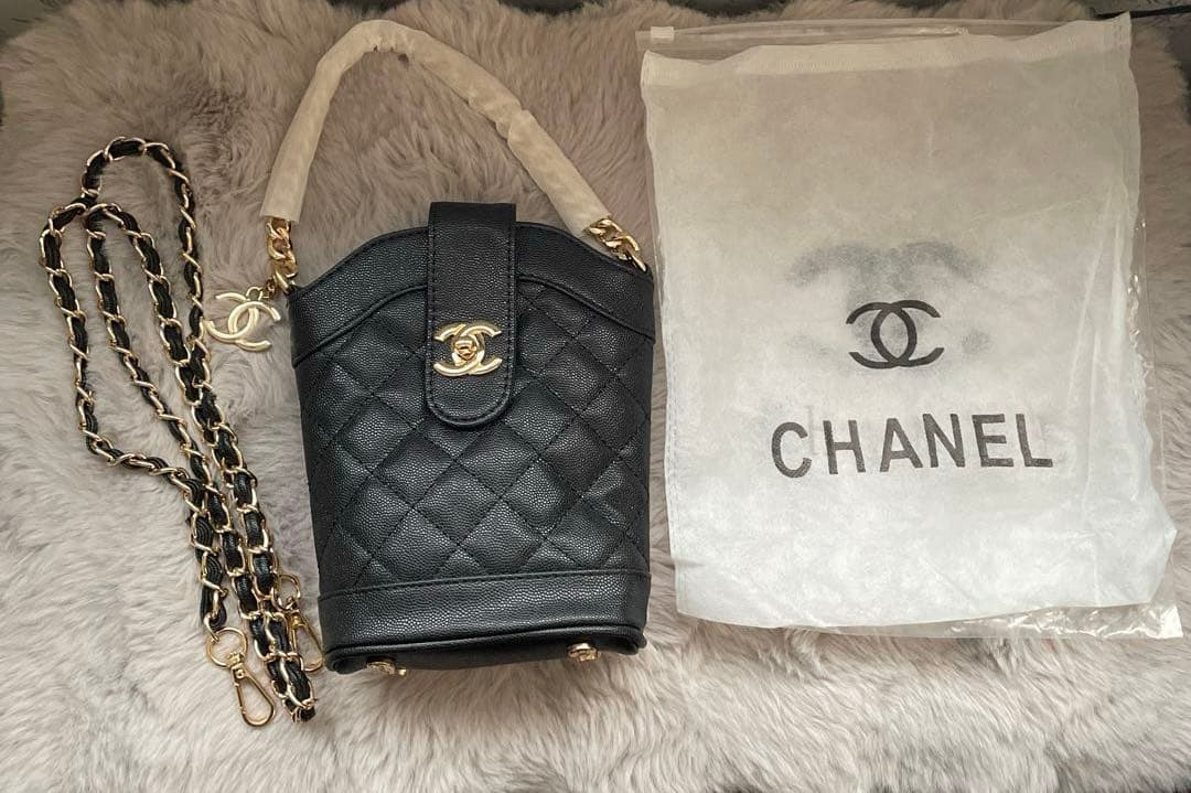 CHANEL ブラック キルティング ミニバッグ　２way ノベルティ