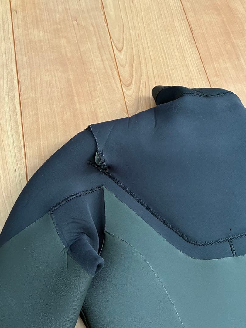 dove セミドライスーツ M size