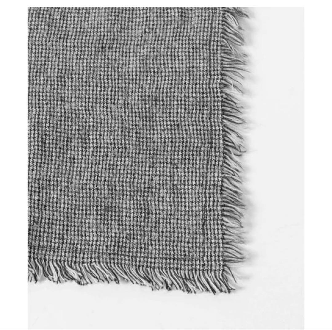 ⭐️ほぼ新品⭐️かぐれ チェックスクエアストール