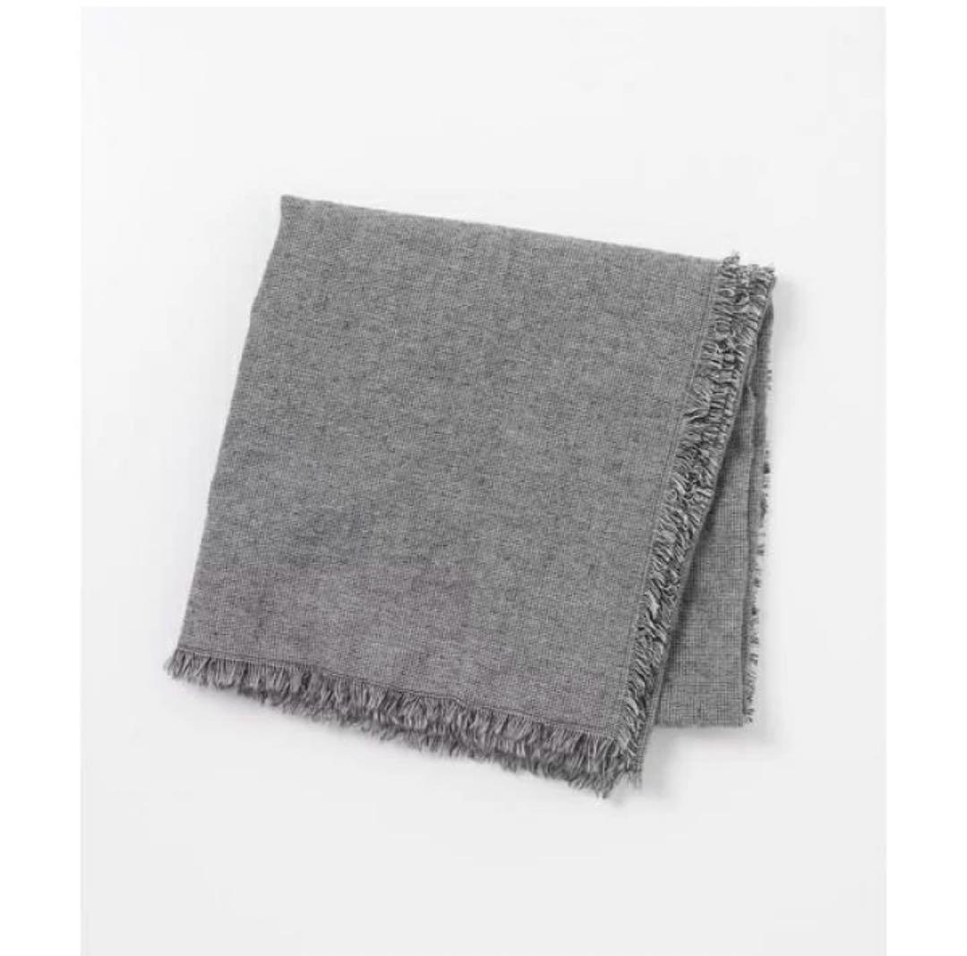 ⭐️ほぼ新品⭐️かぐれ チェックスクエアストール