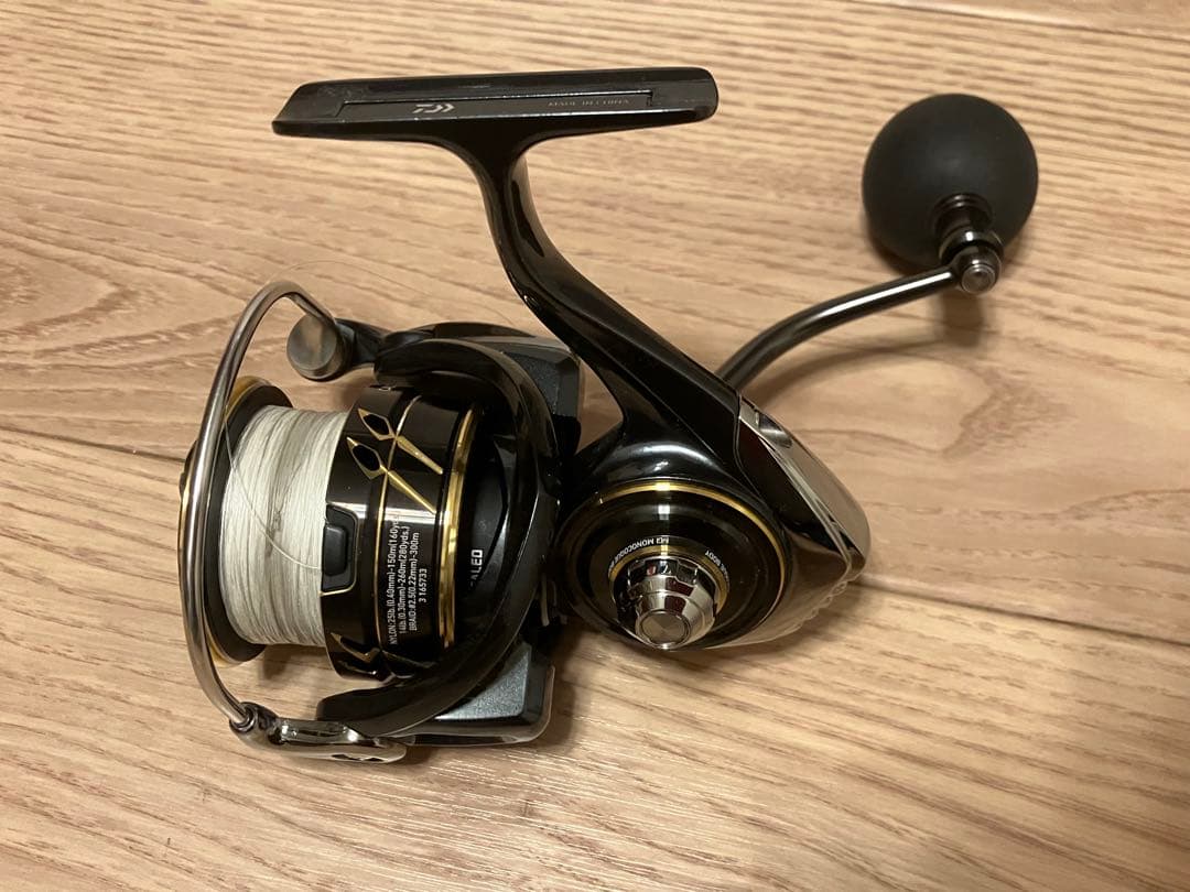 DAIWA CALDIA SW 5000D-CXH スピニングリール　美品