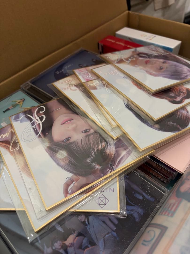 niziu K-POP CD ボックスセット フォトカード付き