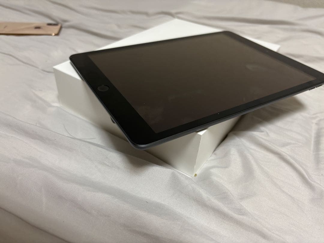 Apple Ipad 第8世帯32gb バテッリー容量90%